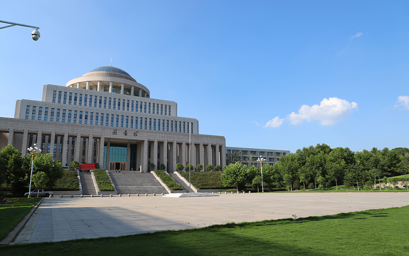 【2023高考參考】信陽農林學院2022年海南招生專業(yè)及招生計劃一覽表