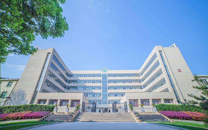 【2023高考參考】湖北生態(tài)工程職業(yè)技術(shù)學(xué)院2022年青海招生專業(yè)及招生計(jì)劃一覽表