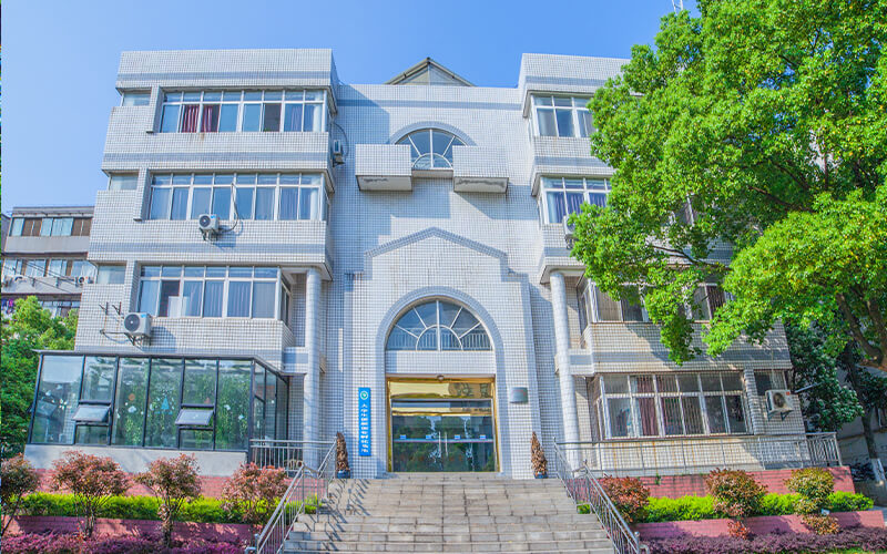 【2023高考參考】湖北生態(tài)工程職業(yè)技術(shù)學(xué)院2022年河北招生專業(yè)及招生計(jì)劃一覽表