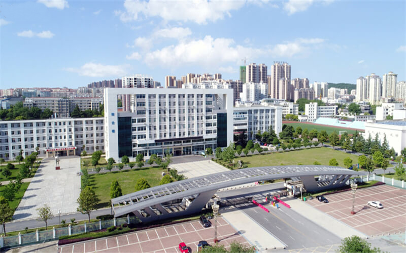 荊門職業(yè)學(xué)院電子商務(wù)專業(yè)在河北招生錄取分?jǐn)?shù)(物理類)：366分