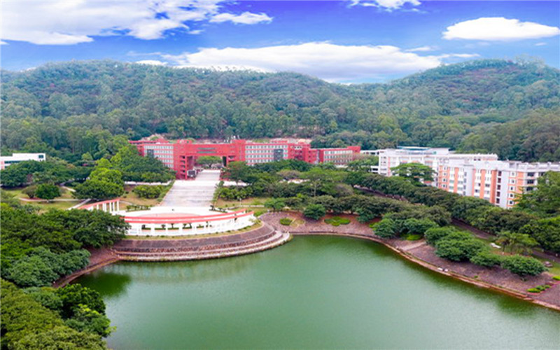 廣州番禺職業(yè)技術(shù)學(xué)院工業(yè)設(shè)計專業(yè)錄取分數(shù)線【新疆高考理科】