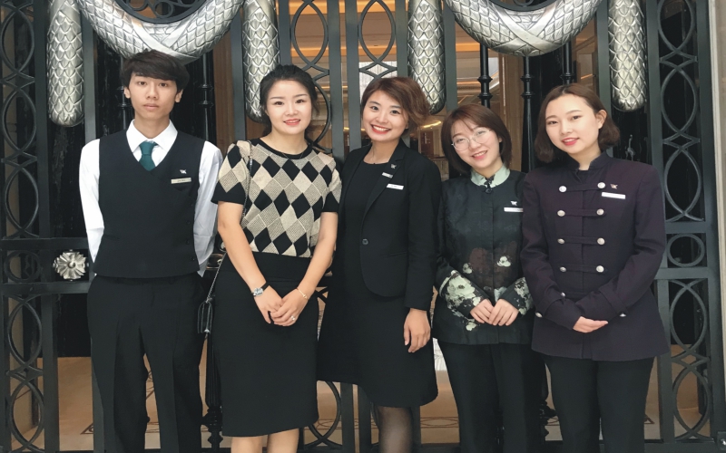 多少分可以上三亞中瑞酒店管理職業(yè)學(xué)院？三亞中瑞酒店管理職業(yè)學(xué)院2022年在貴州各招生專業(yè)錄取分?jǐn)?shù)匯總