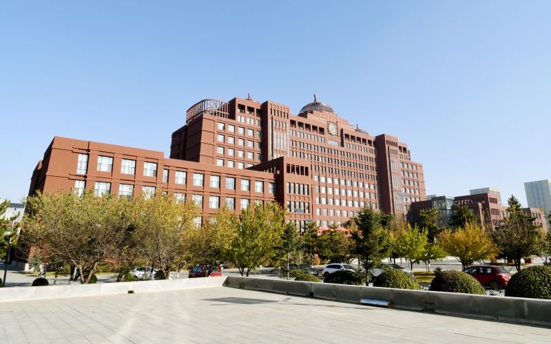 2024考生參考：2023內(nèi)蒙古大學(xué)英語專業(yè)在浙江招生錄取分?jǐn)?shù)及錄取位次