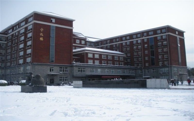 對外經(jīng)濟貿(mào)易大學(xué)數(shù)據(jù)科學(xué)與大數(shù)據(jù)技術(shù)專業(yè)在山東招生錄取分數(shù)(綜合)：628分