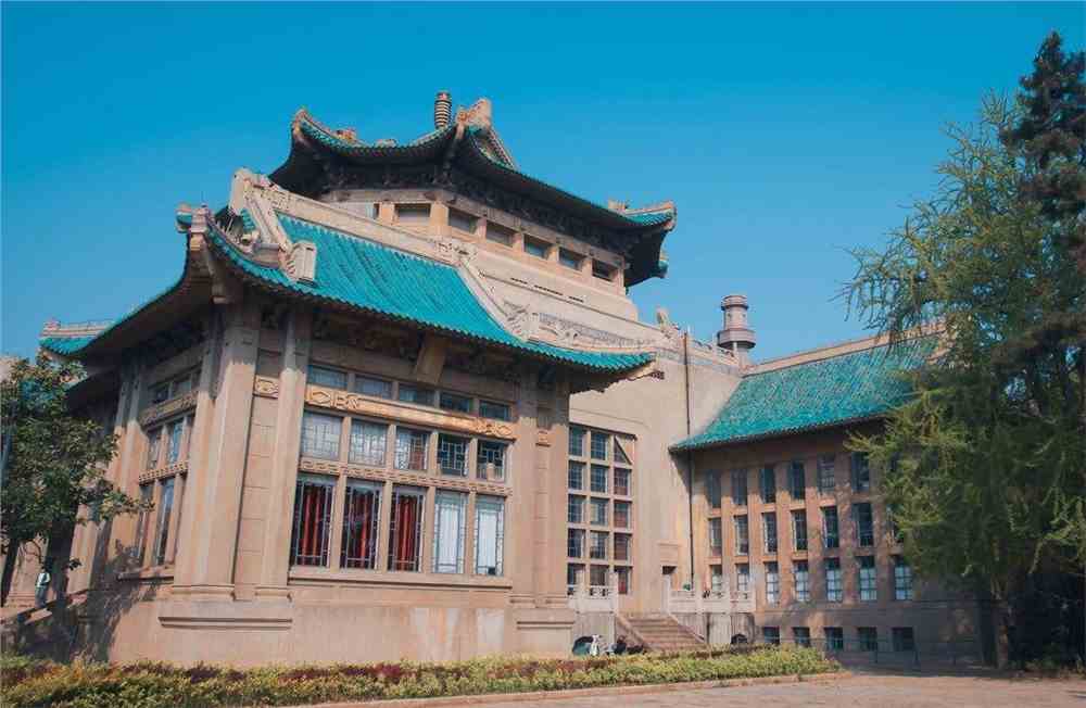 最美大學(xué)——武漢大學(xué)